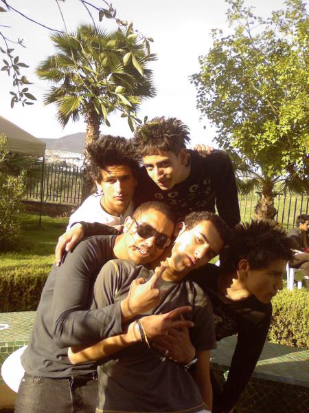  clik  de folie  f zadha  a zalagh  postera hadi faut l imprimer w that f (drizek ) haha